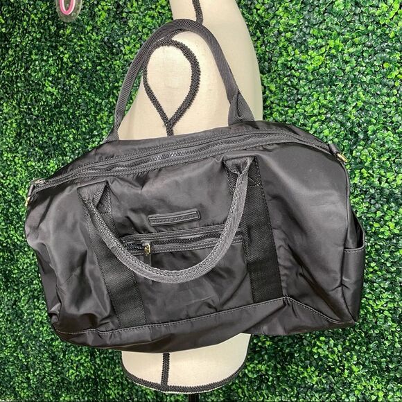 Tommy Hilfiger Small Black Duffle Gym Workout Bag - Picture 1 of 8